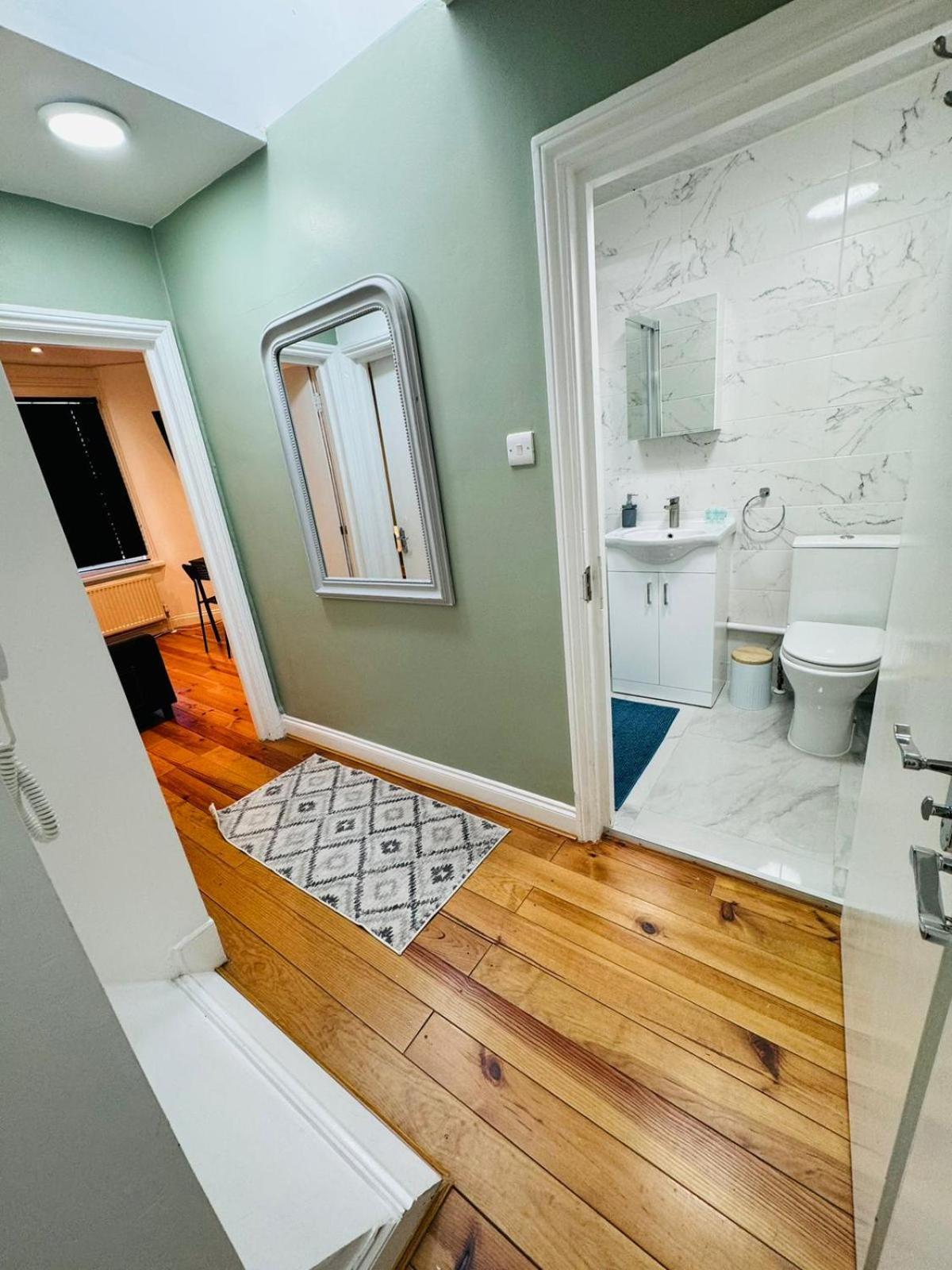 דירות אילינג Notting Hill Guest Flat מראה חיצוני תמונה