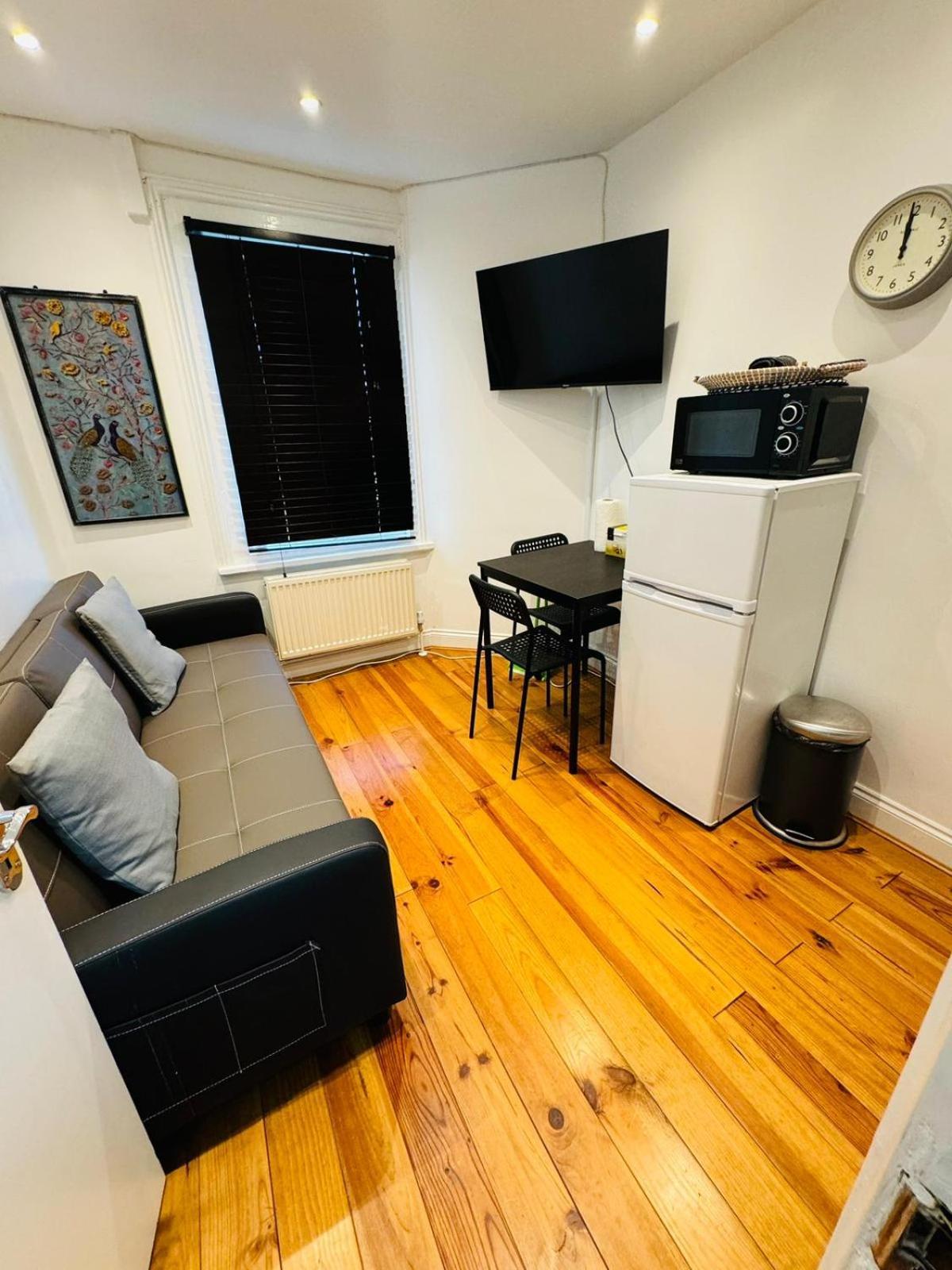 דירות אילינג Notting Hill Guest Flat חדר תמונה
