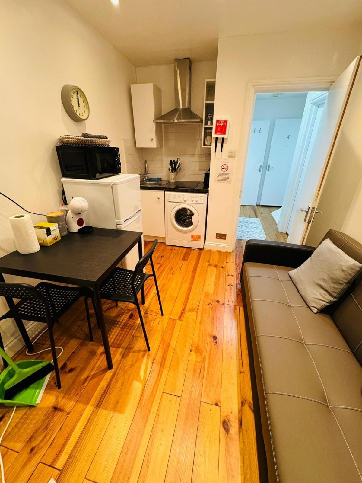 דירות אילינג Notting Hill Guest Flat חדר תמונה